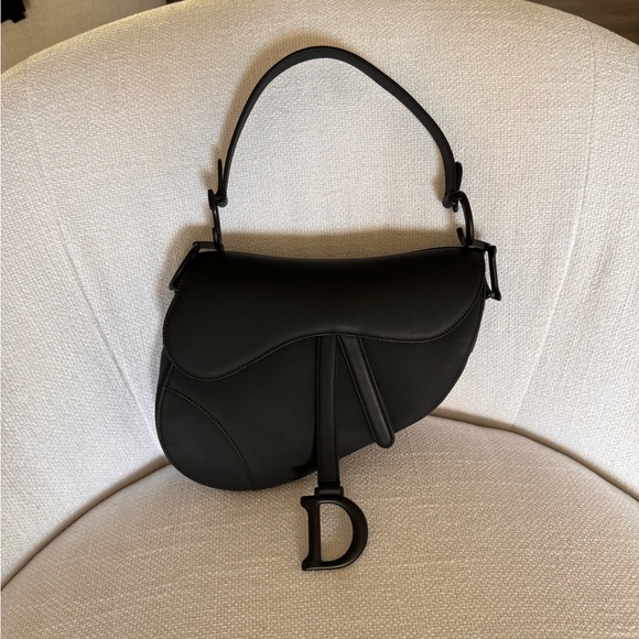 Dior Ultra Matte Saddle Bag - Picture 2 of 7